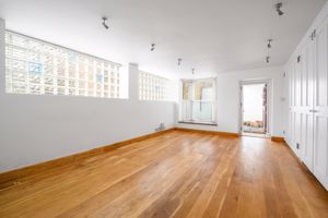 Photo 7- click for photo gallery